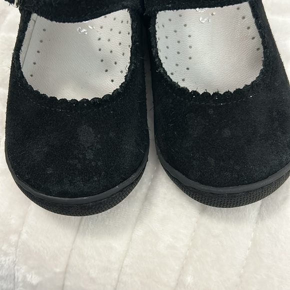Geppetto’s black Mary Jane size 22 toddler - Picture 8 of 8
